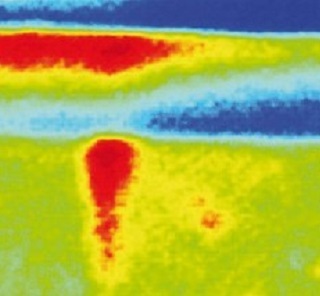 Falschfarbenbild einer thermischen Emission beim Kunststoffschweißen